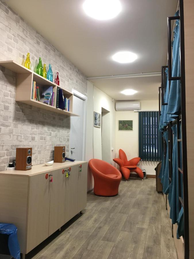 Bonvenon Capsule Hostel Erivan Exterior foto